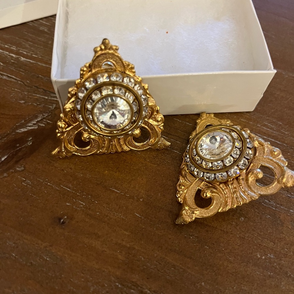 Vintage Large Clip-on Elegant Gold and clear stone Disco Funk 80’s 90’s Mod Wife